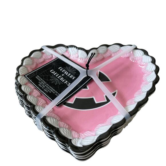 Halloween Heart Shaped Pumpkin Melamine Appetizer Plates 7x6 Set of 4 BOO New - Picture 4 of 11